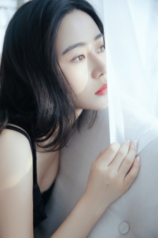 霹雳红唇